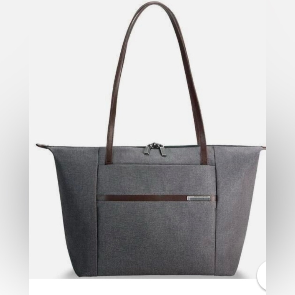 Briggs & Riley Kinzie Street Horizontal Grey Tote
19x6.5x12.
